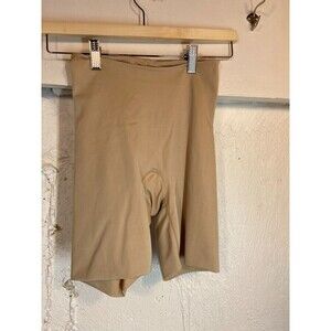 SPANX WOMENS SMALL BODY SHAPER SHORTS TAN -96-